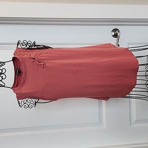 Express tank, coral. Lacing detail on left shoulder. Size small.